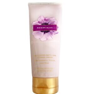 Victoria's Secret Berry Kiss Bath & Shower Cream Body Wash Discontinued 6.7 oz